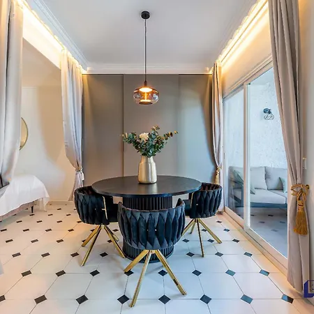 Cara Lumira - Beachfront Seaviews Premium Apartmán *